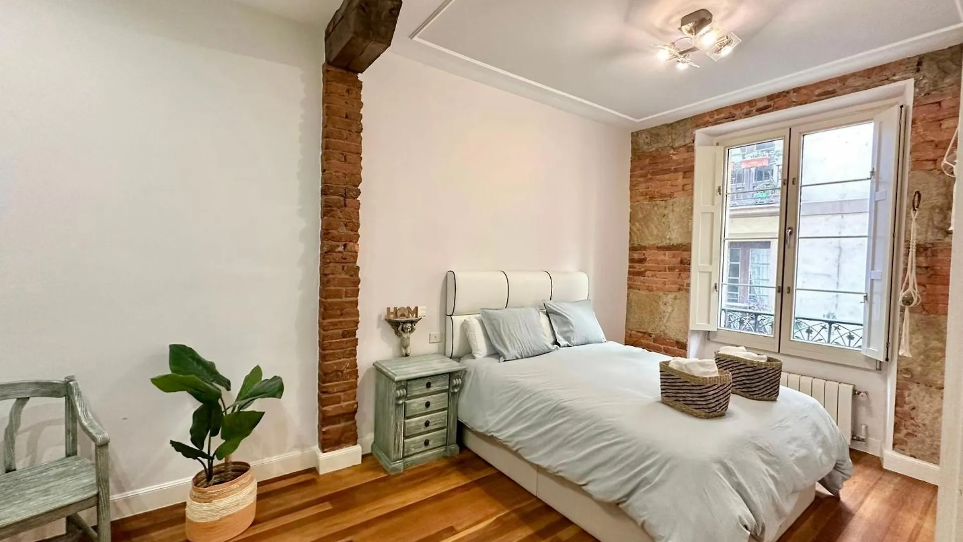 Old Town City Center 110M By Sleep In Bilbao İspanya